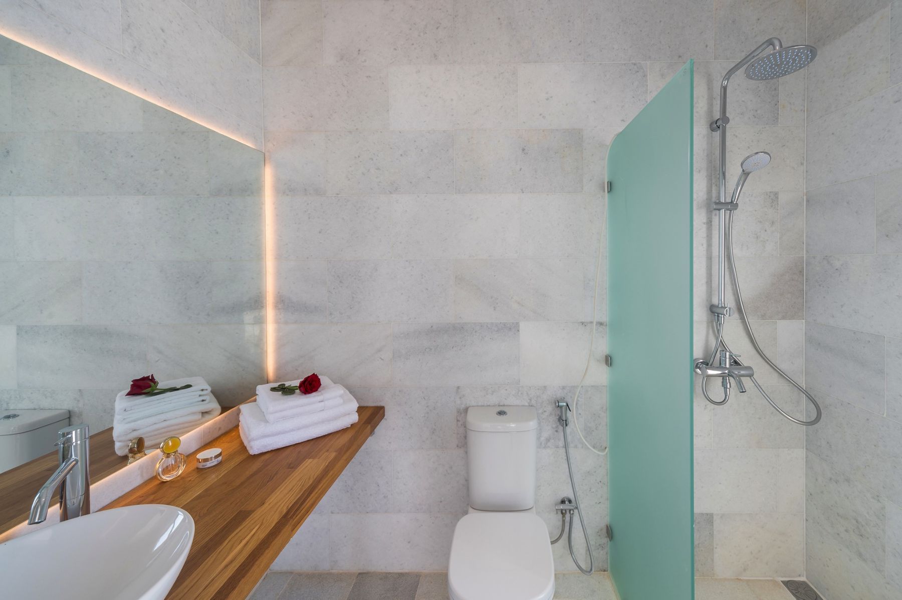 Ember villa photo.